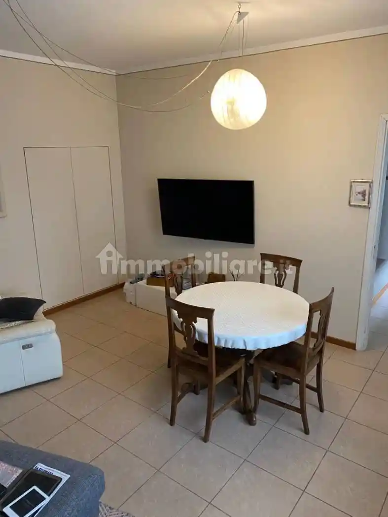 Casa indipendente in affitto a Baveno