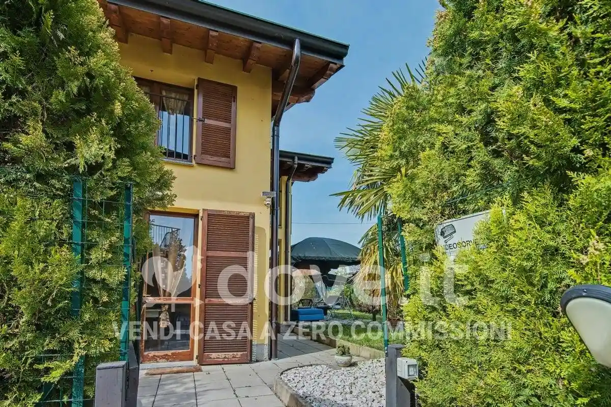 Villa in vendita a Cologno al Serio
