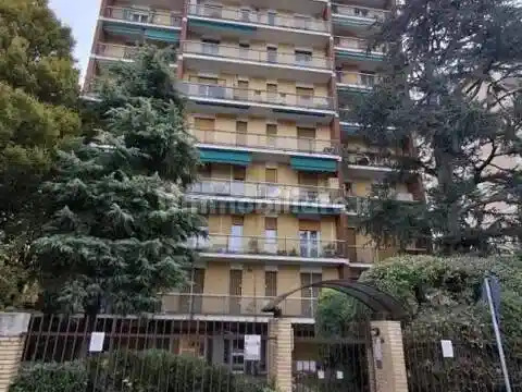 Appartamento in vendita a Desio