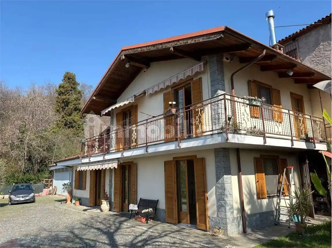 Villa in vendita a Pinerolo