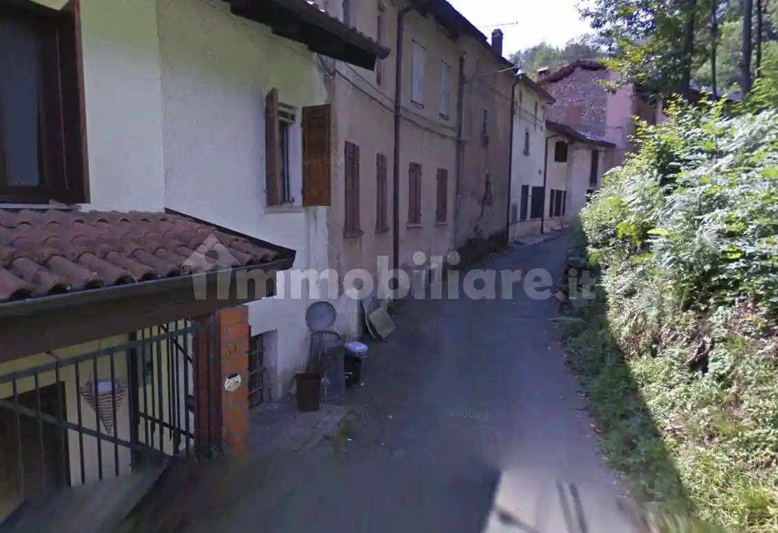 Casa indipendente in vendita a Invorio