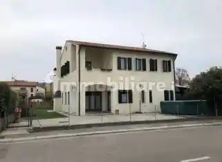 Casa indipendente in vendita a Nervesa della Battaglia