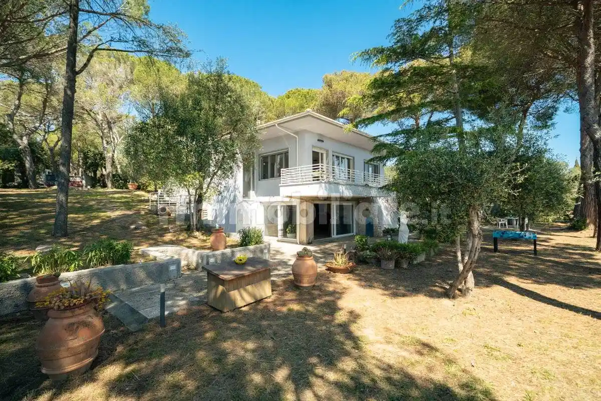 Villa in vendita a Rosignano Marittimo
