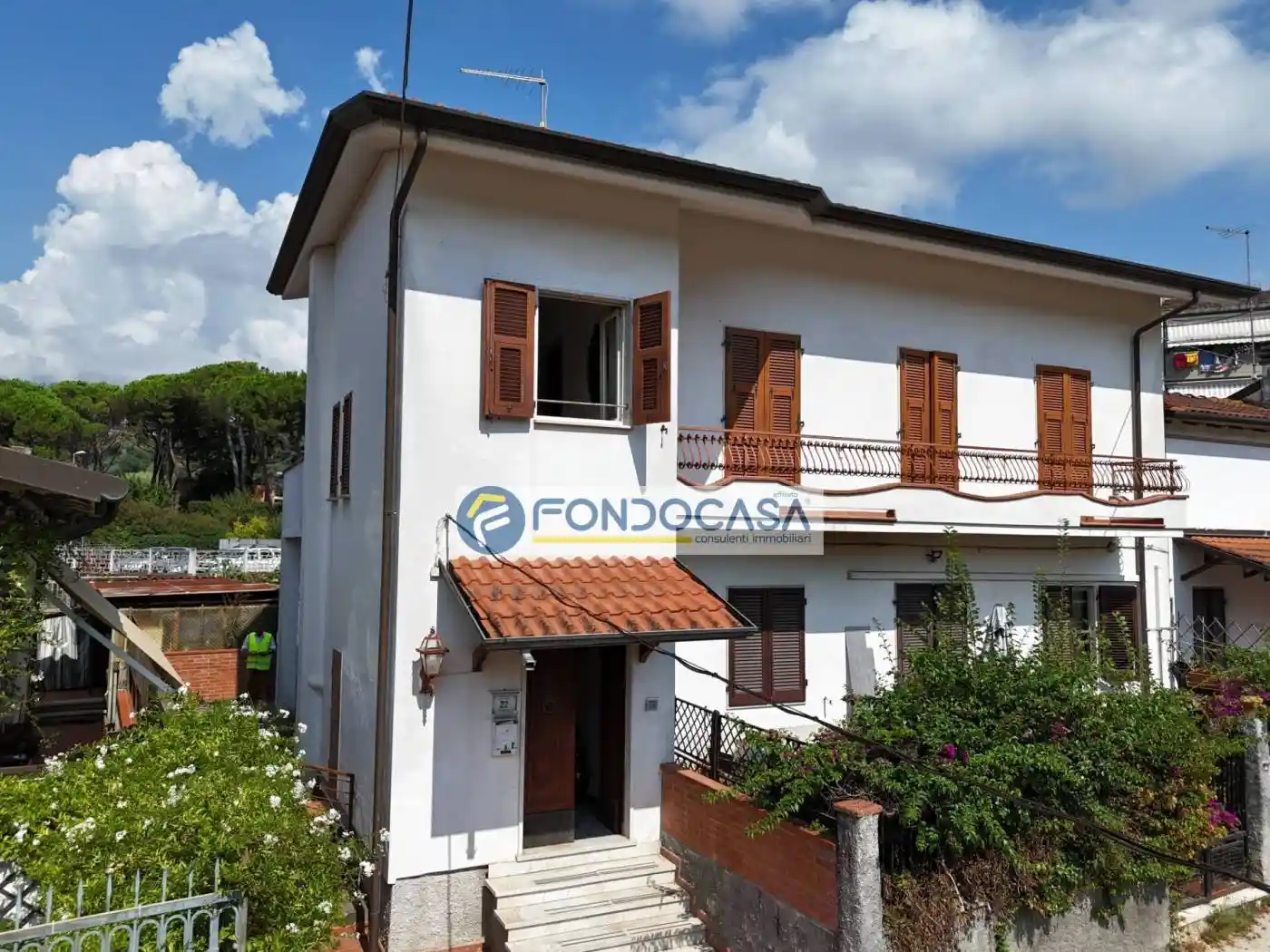 Casa indipendente in vendita a Carrara