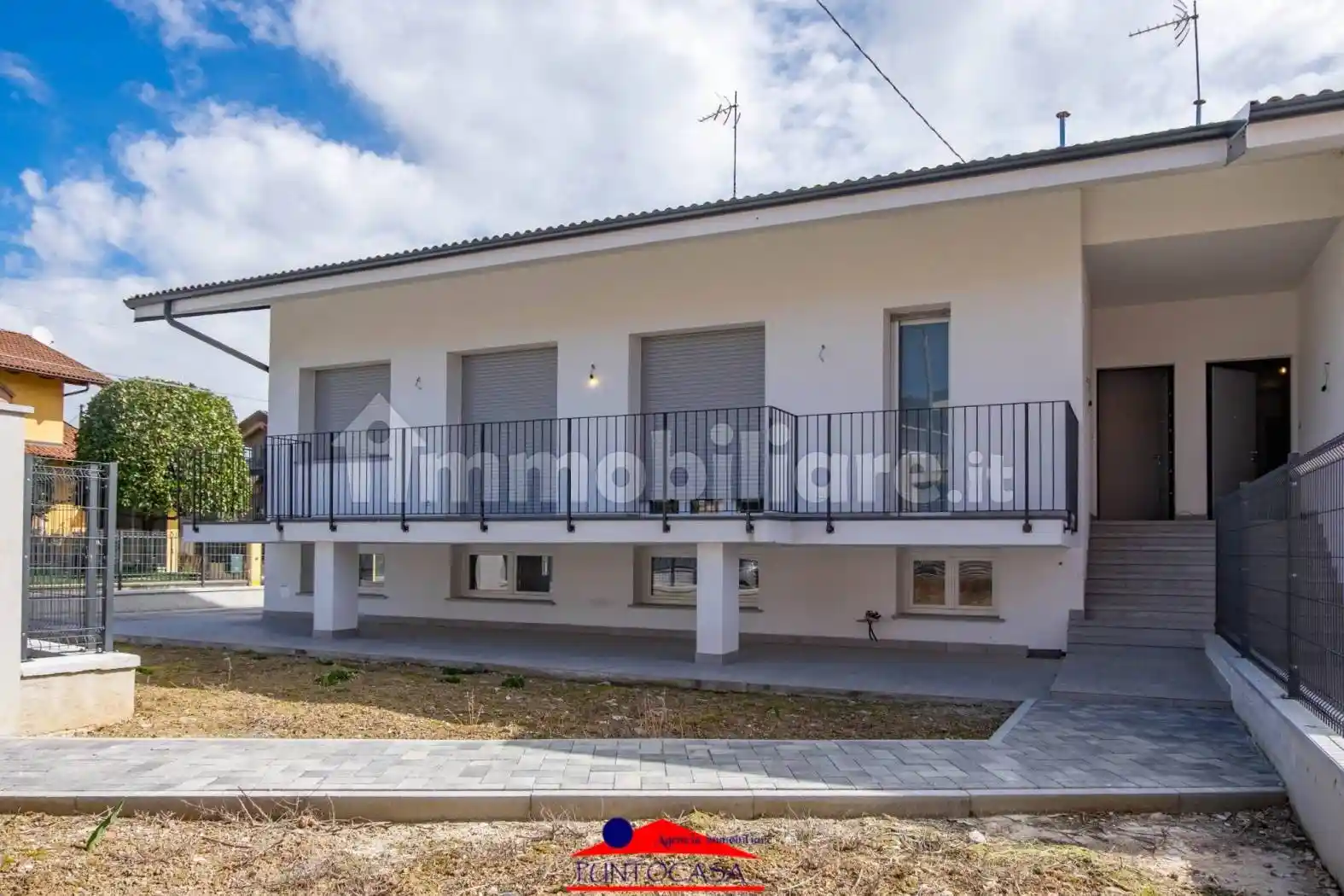 Villa in vendita a Busca