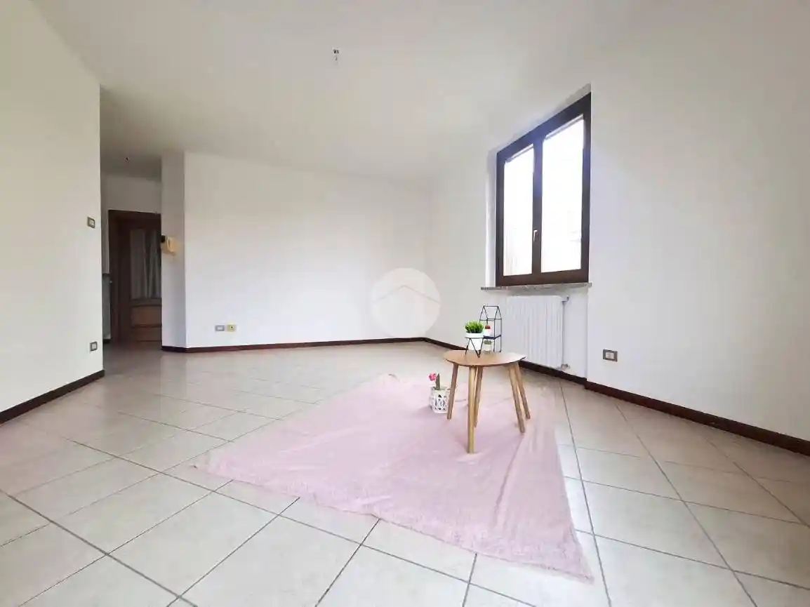 Appartamento in vendita a Voghera