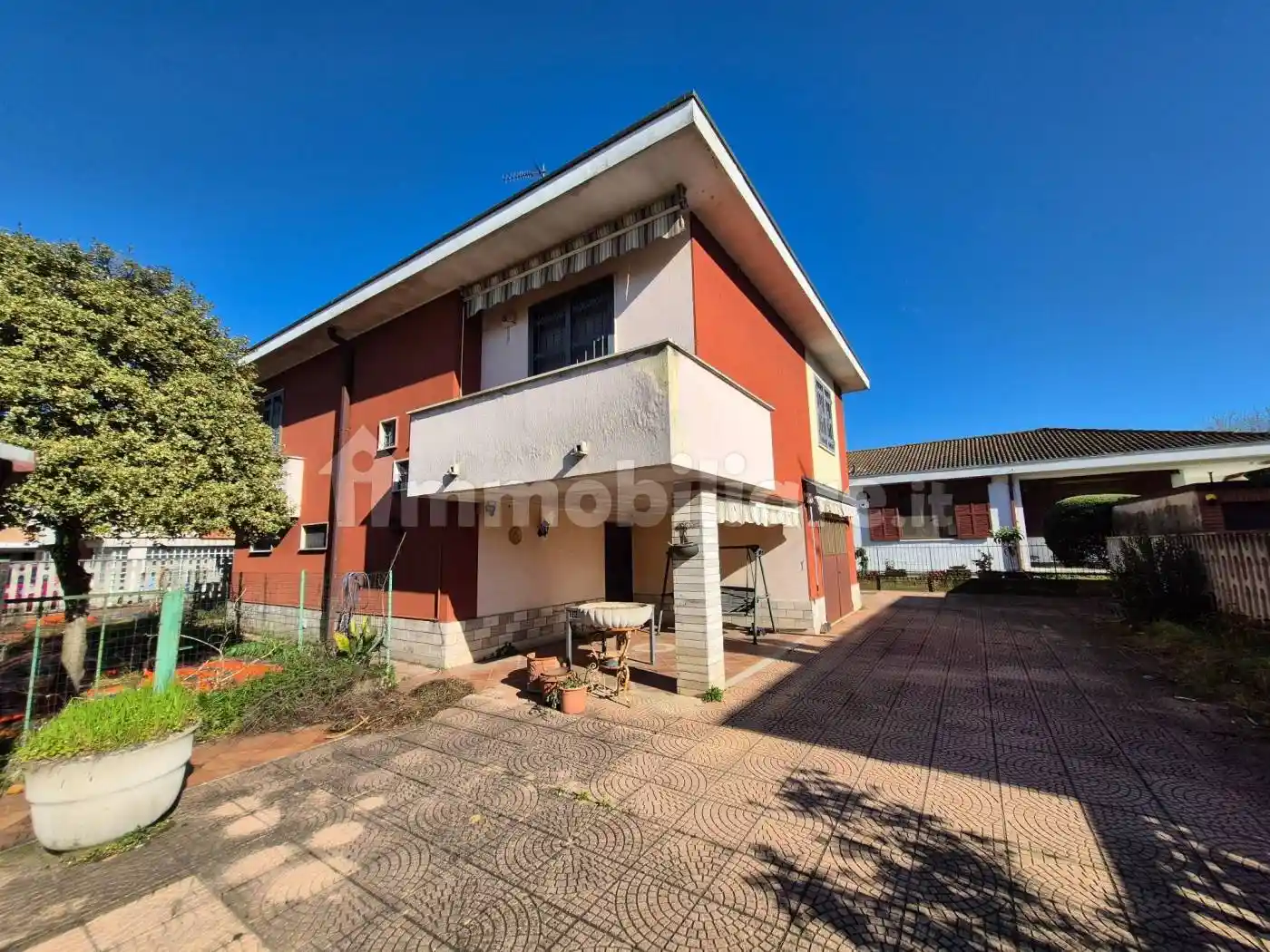 Villa in vendita a Valera Fratta