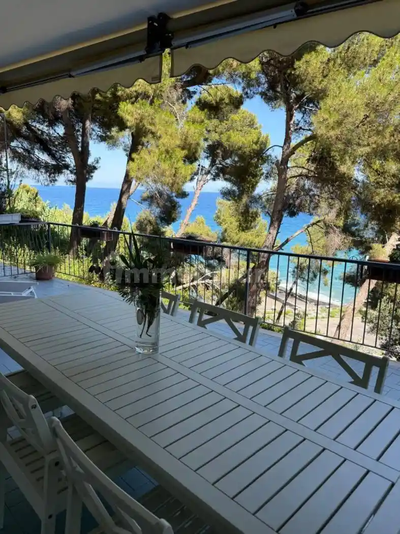 Appartamento in affitto a Cervo