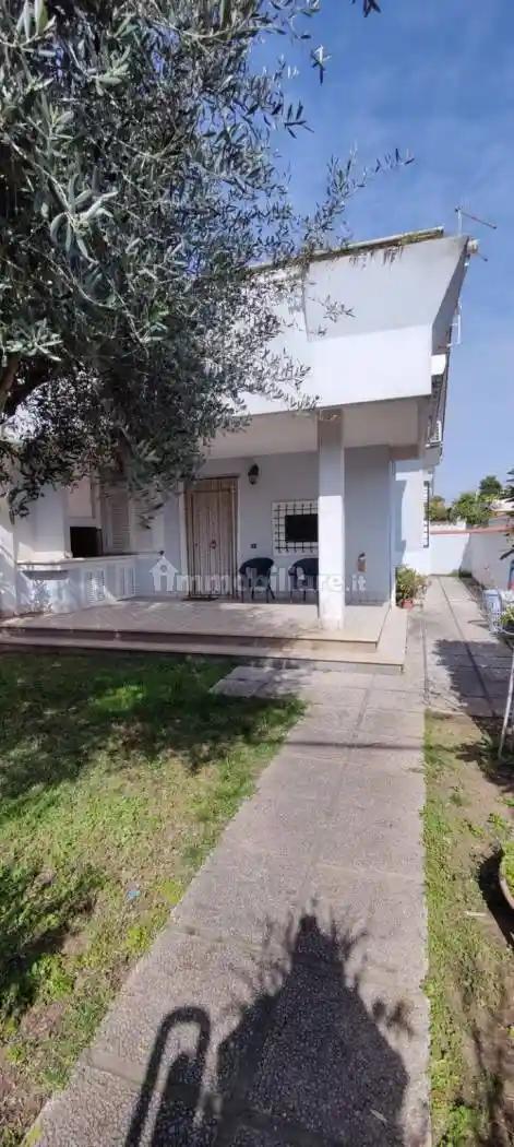 Villa in affitto a Ardea