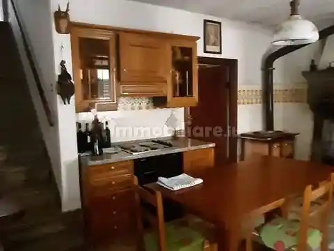 Rustico - Casale in vendita a Castel Focognano