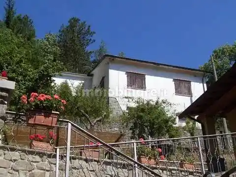 Villa in vendita a Castel Focognano