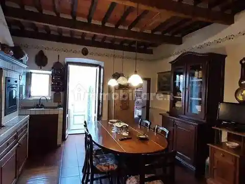 Appartamento in vendita a Castel Focognano