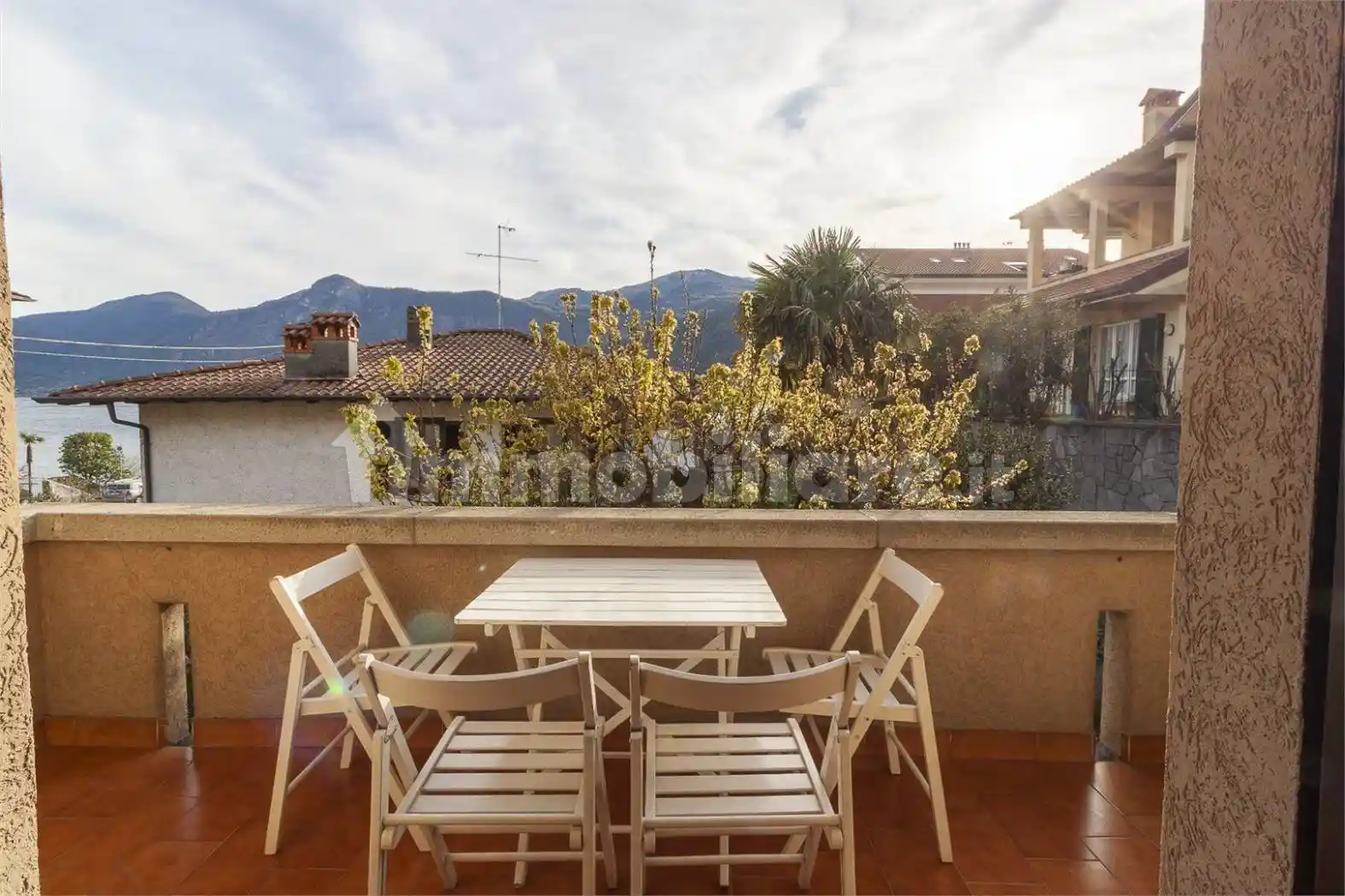 Appartamento in vendita a Lierna