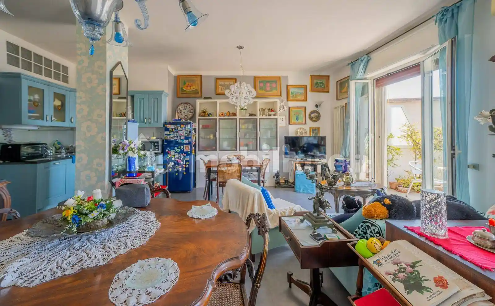 Appartamento in vendita a Napoli