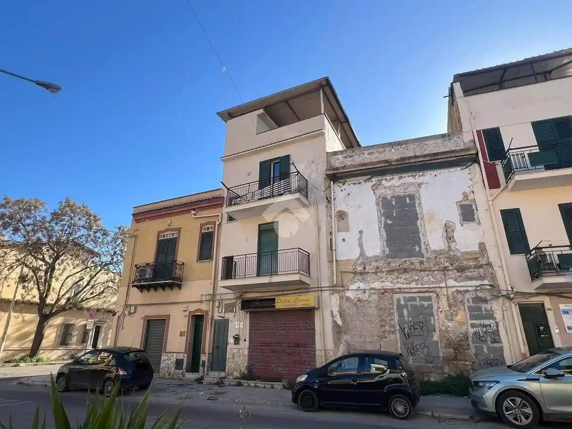 Appartamento in vendita a Palermo