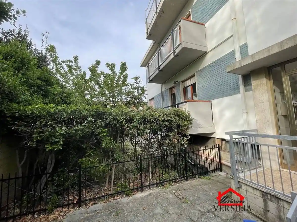 Appartamento in vendita a Carrara