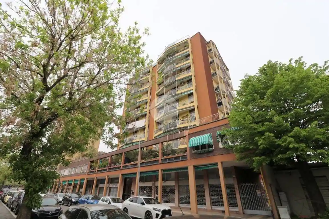 Appartamento in vendita a Rho