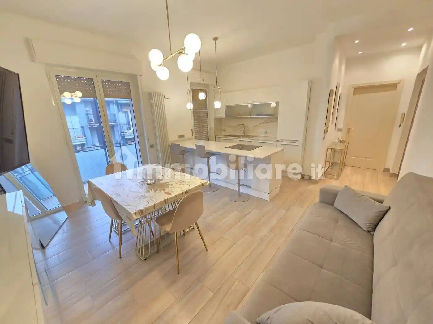 Appartamento in vendita a Novara