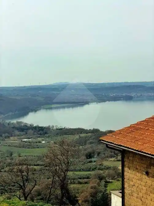 Villetta a schiera in vendita a Montefiascone