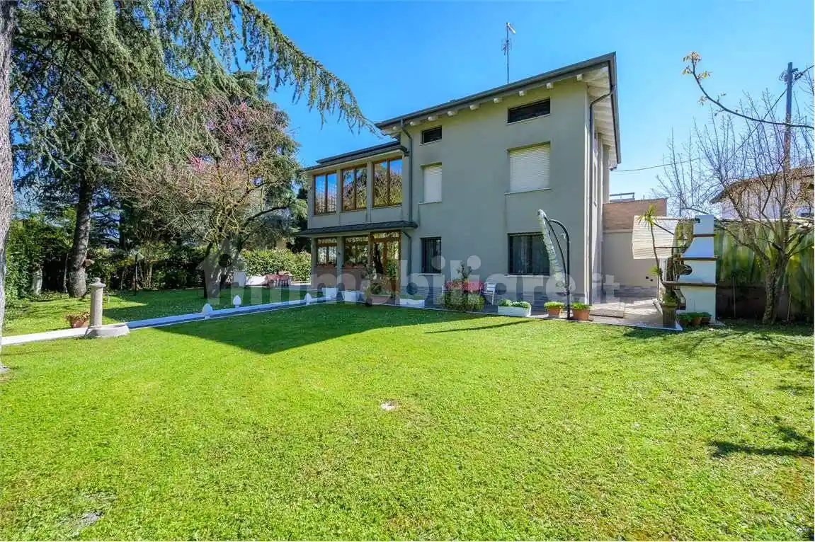 Villa in vendita a San Martino in Rio