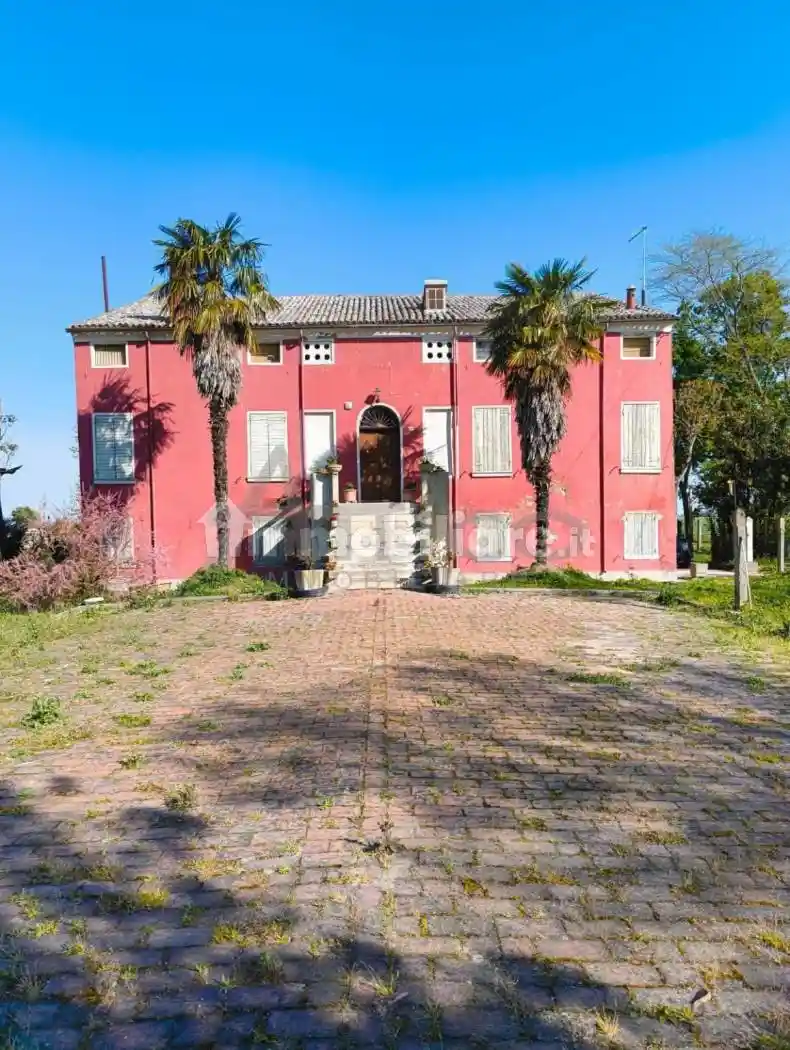 Villa in vendita a Villanova Marchesana