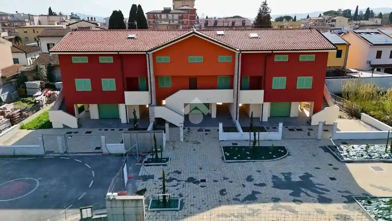 Villetta a schiera - foto 2