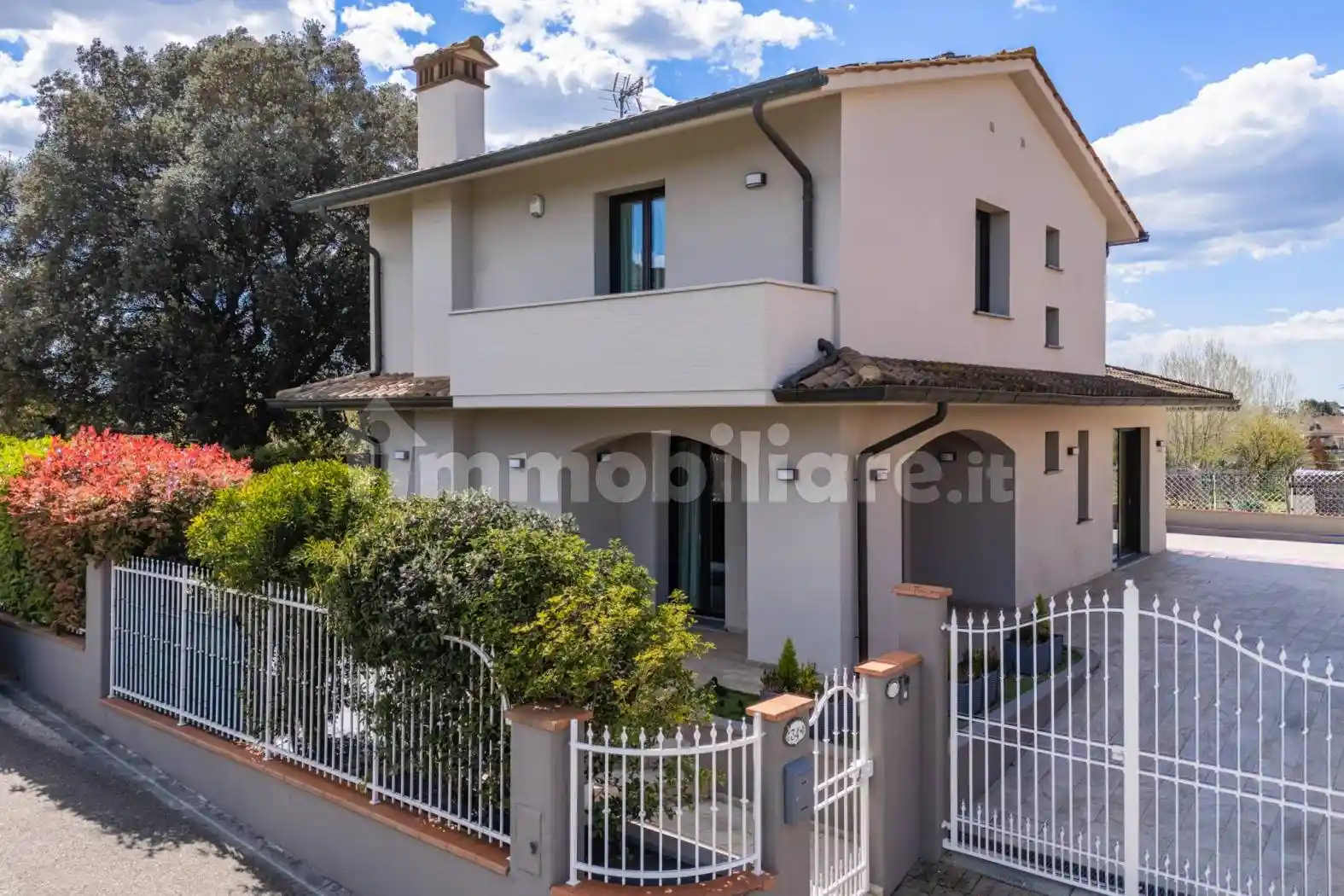 Villa in vendita a Pontedera