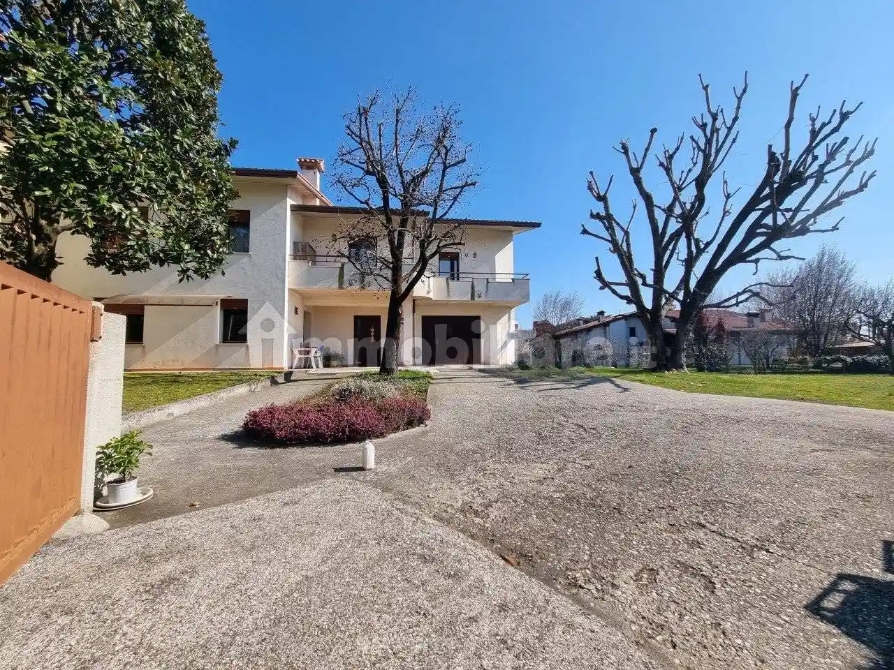 Villa in vendita a Bassano del Grappa