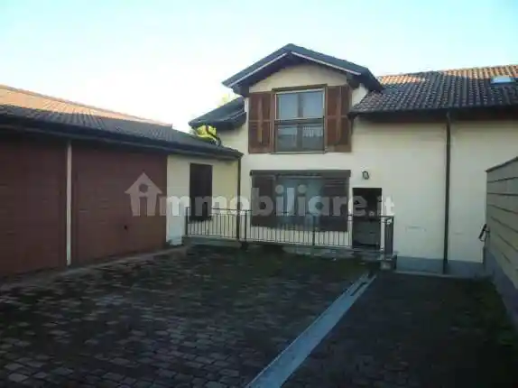 Casa indipendente in vendita a San Colombano al Lambro