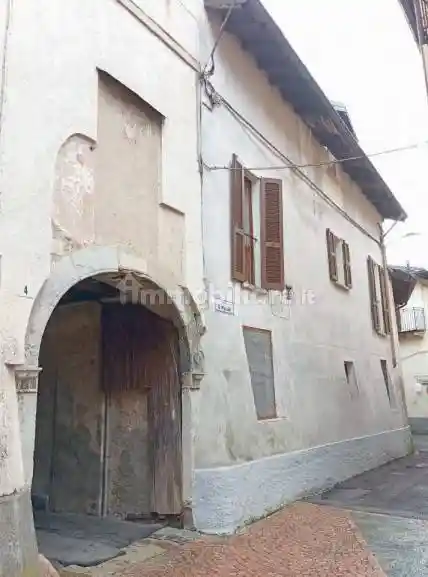 Appartamento in vendita a Valganna