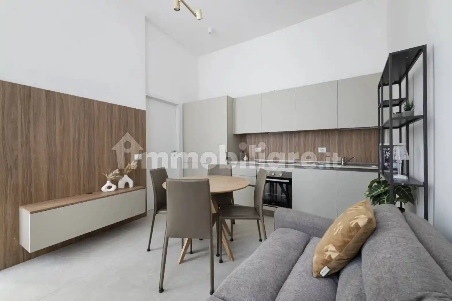 Appartamento in vendita a Seregno