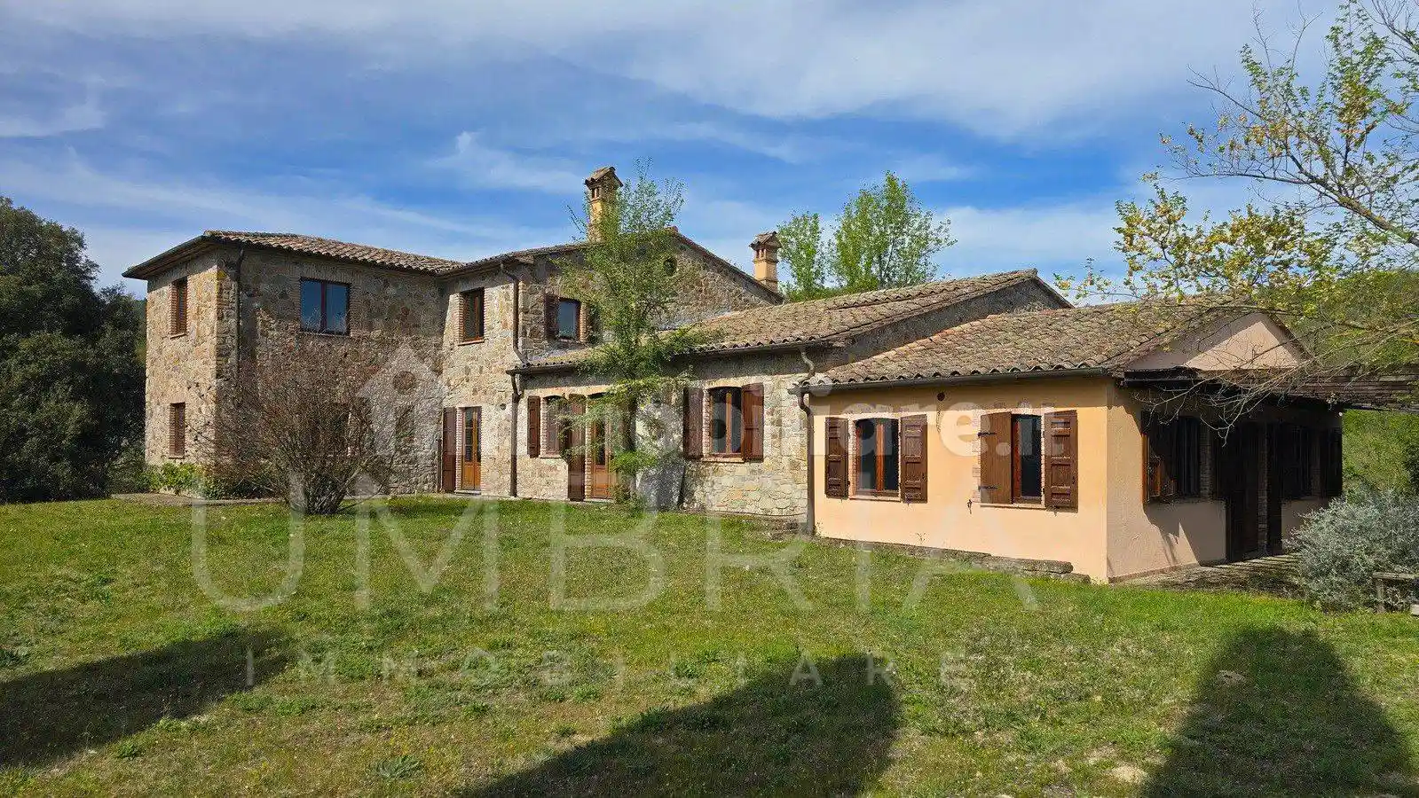 Rustico - Casale in vendita a Ficulle