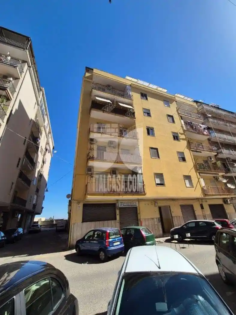 Appartamento in affitto a Crotone