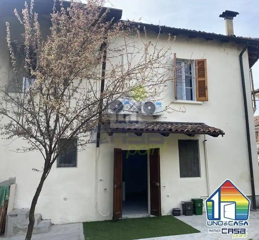 Casa indipendente in vendita a Salvirola