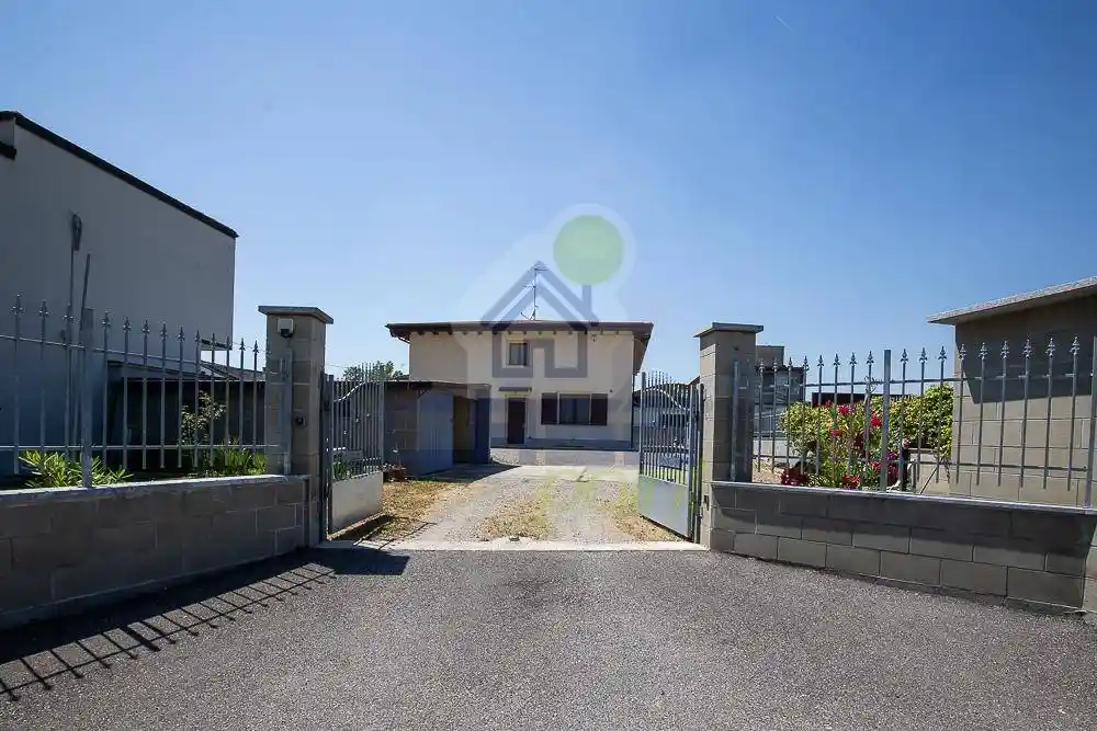 Villa in vendita a Miradolo Terme