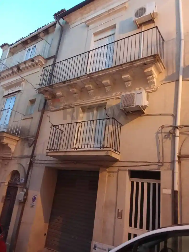Casa indipendente in vendita a Ragusa