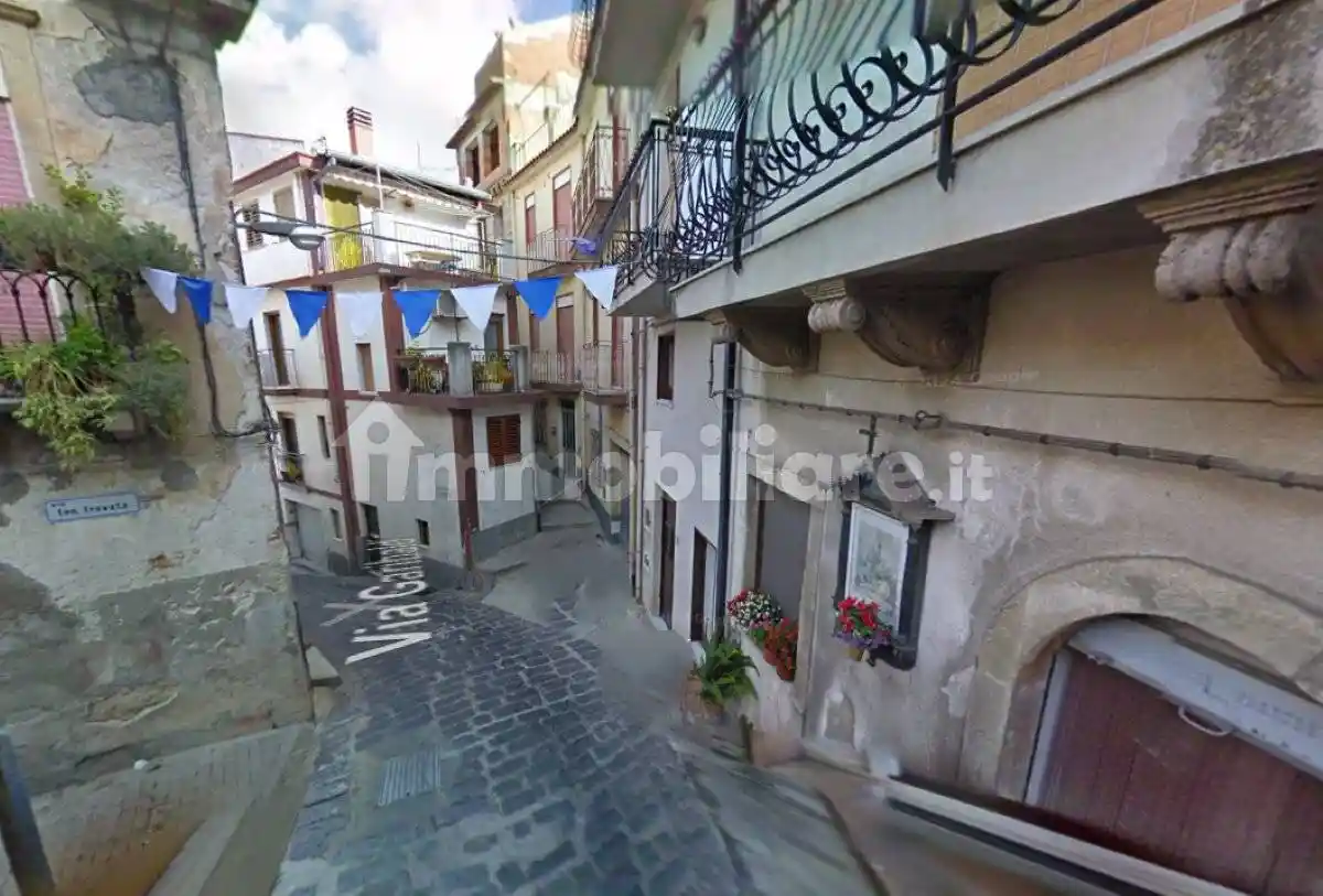 Casa indipendente in vendita a Monforte San Giorgio