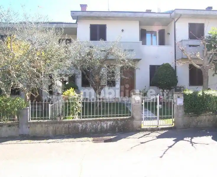 Villetta a schiera in vendita a Torrita di Siena