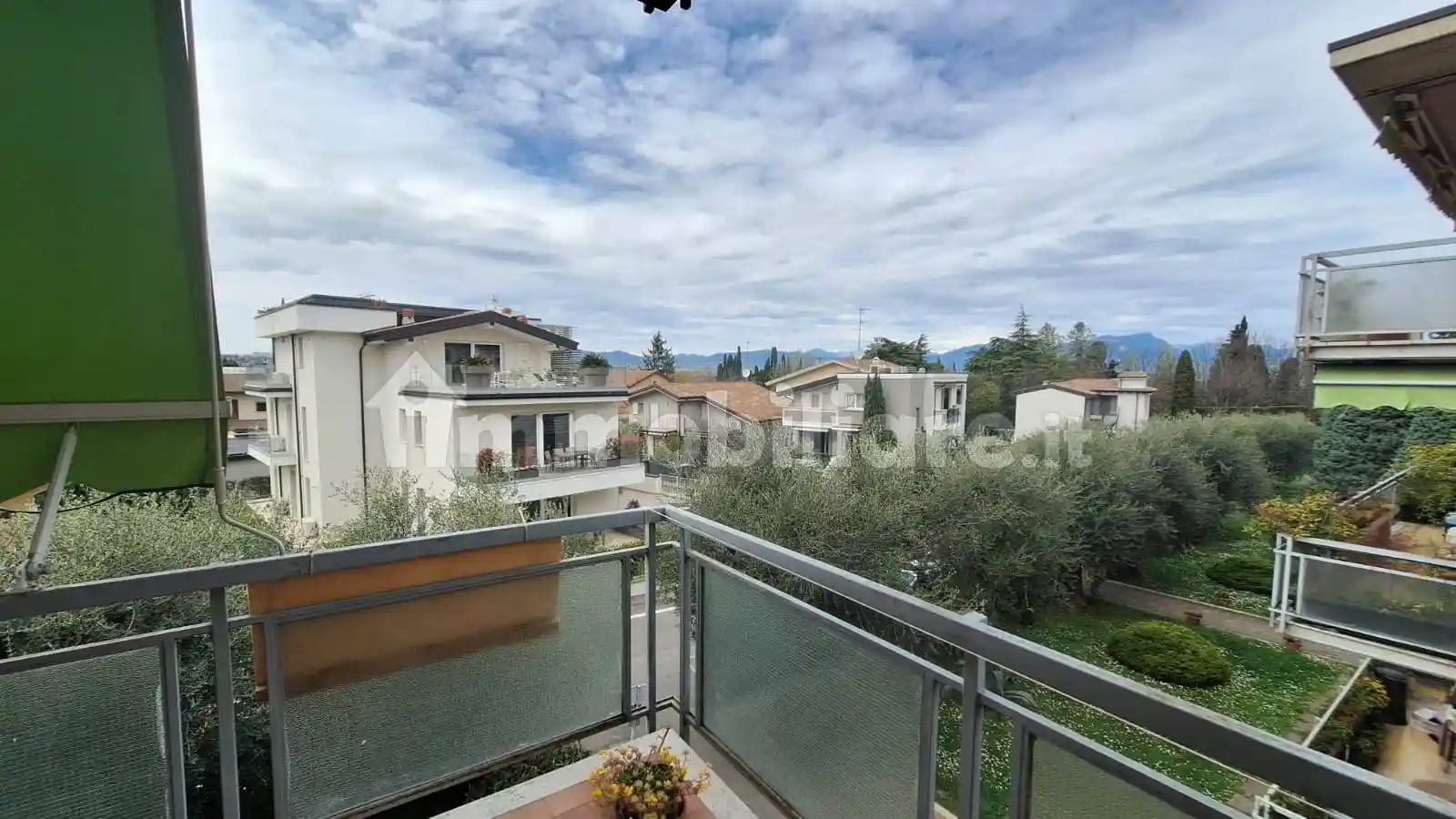 Appartamento in vendita a Desenzano del Garda