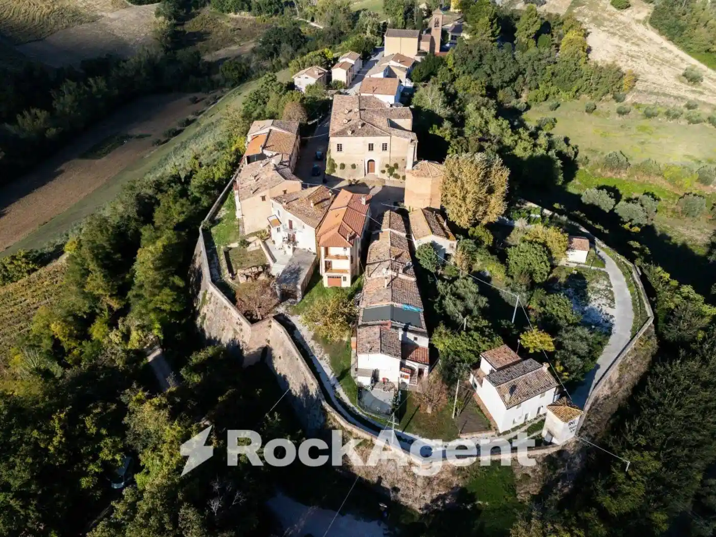 Appartamento in vendita a Terre Roveresche