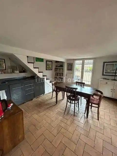 Appartamento in vendita a Modena