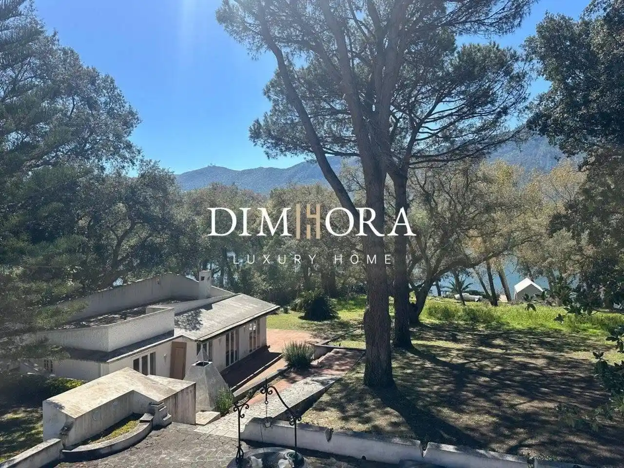 Villa in affitto a Sabaudia