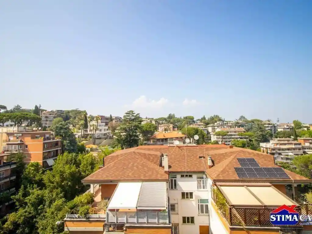 Appartamento in vendita a Roma
