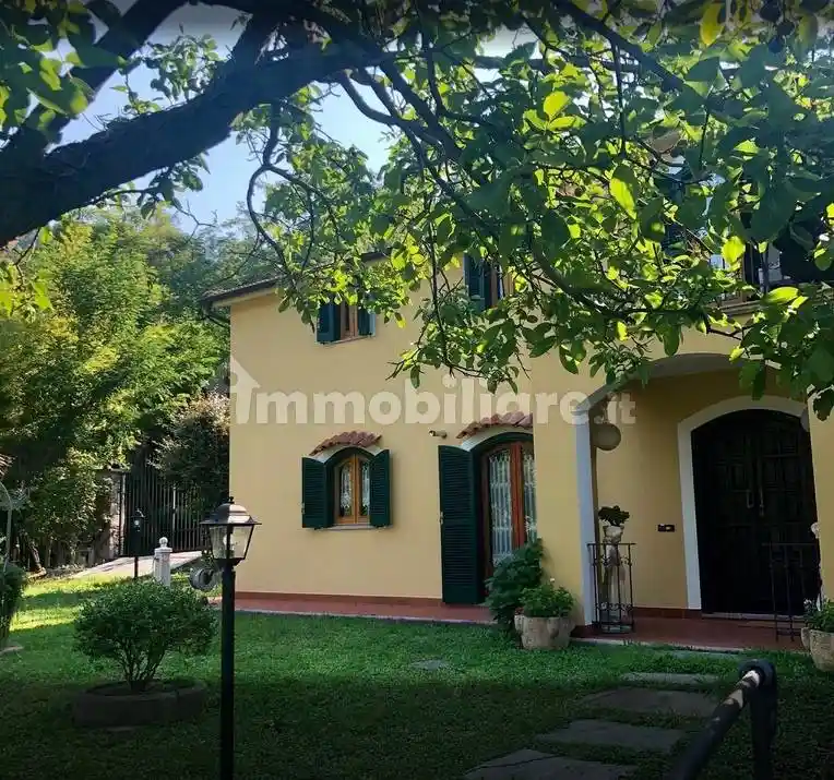 Casa indipendente in vendita a Deiva Marina