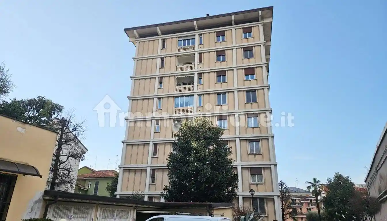 Appartamento in vendita a Cologno Monzese