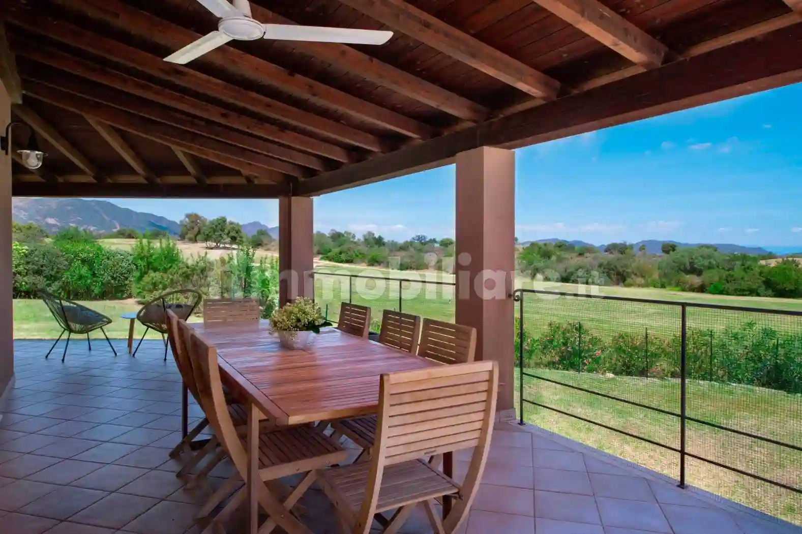 Villa - foto 2