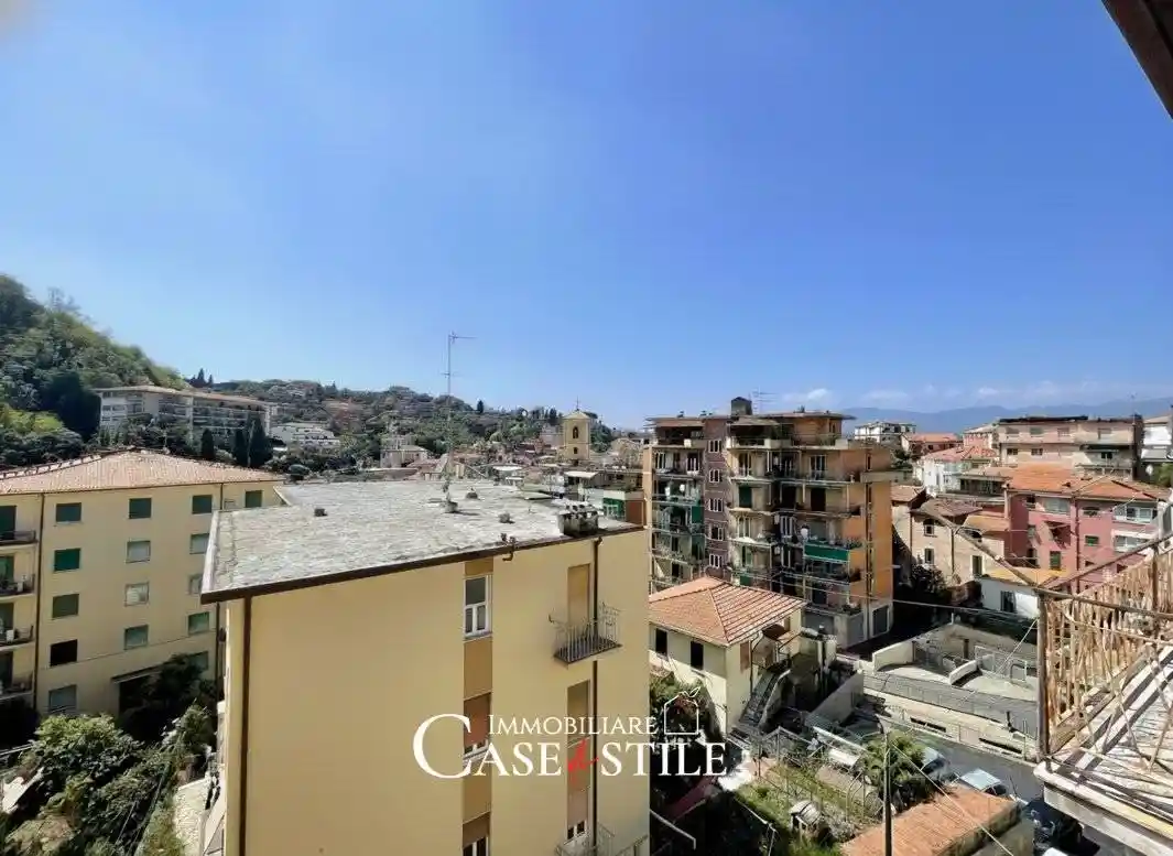 Appartamento in vendita a Lerici