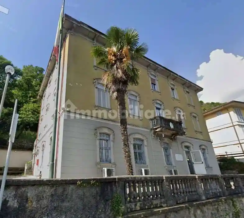 Appartamento in vendita a Porto Ceresio