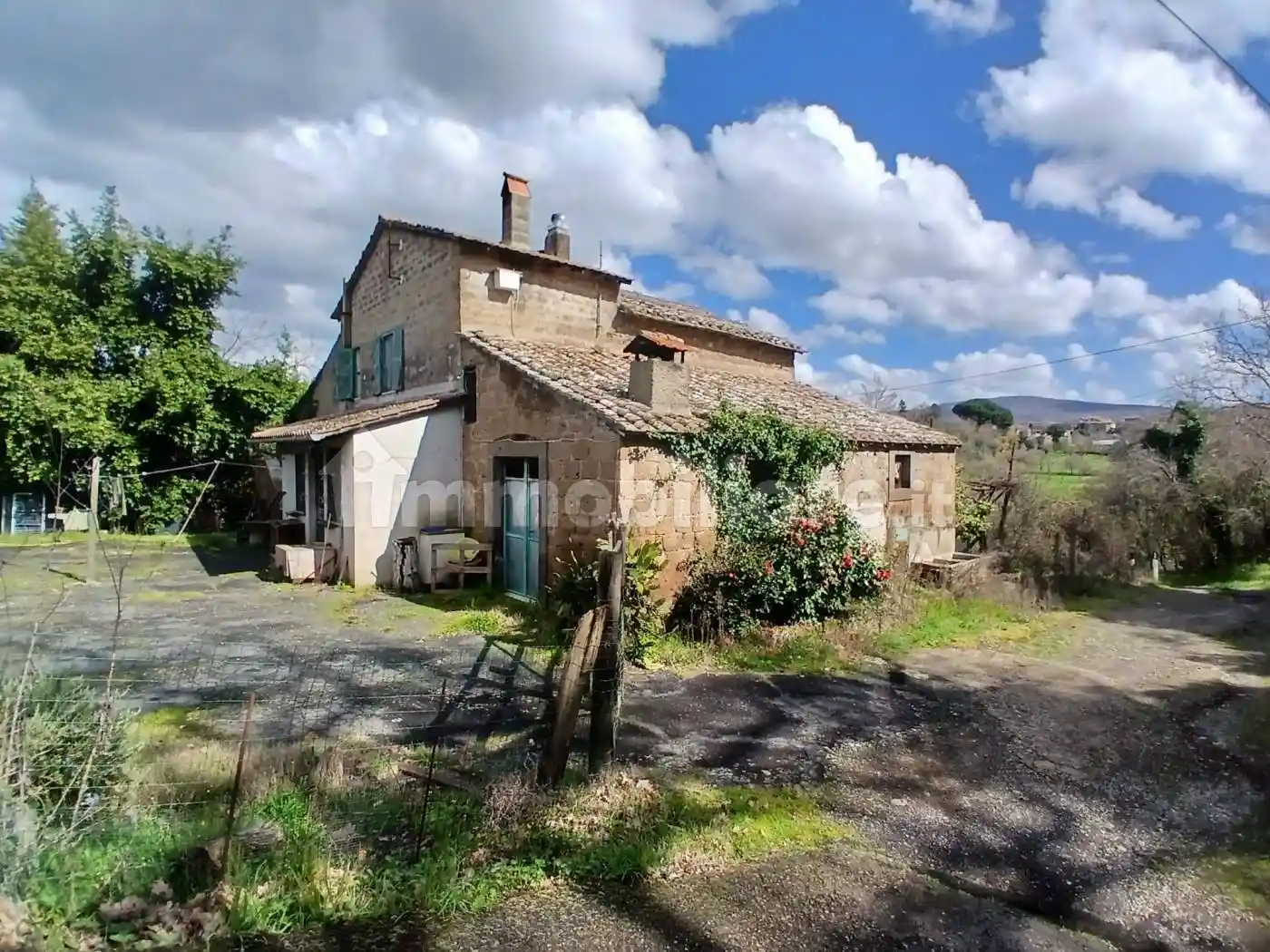 Rustico - Casale in vendita a Vetralla