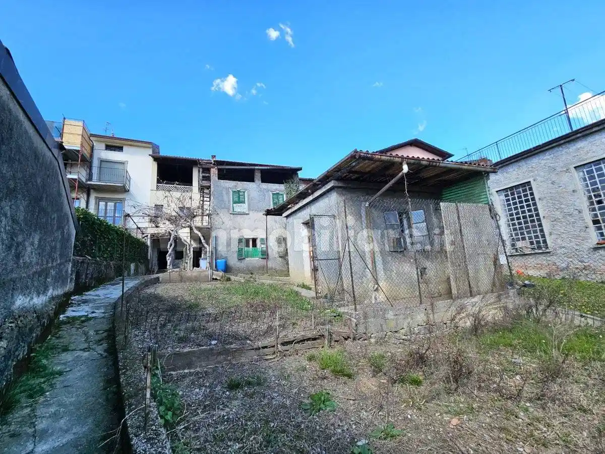 Rustico - Casale in vendita a Colzate